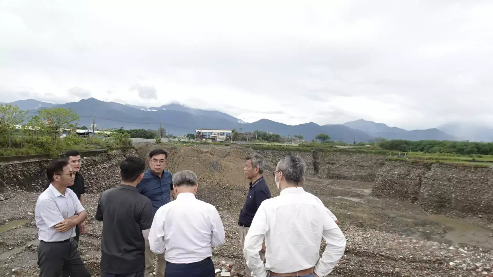 彭啟明部長肯定本署同仁堅守環境正義不容國土流淚