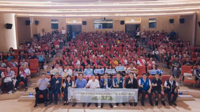 114模範表揚大合照