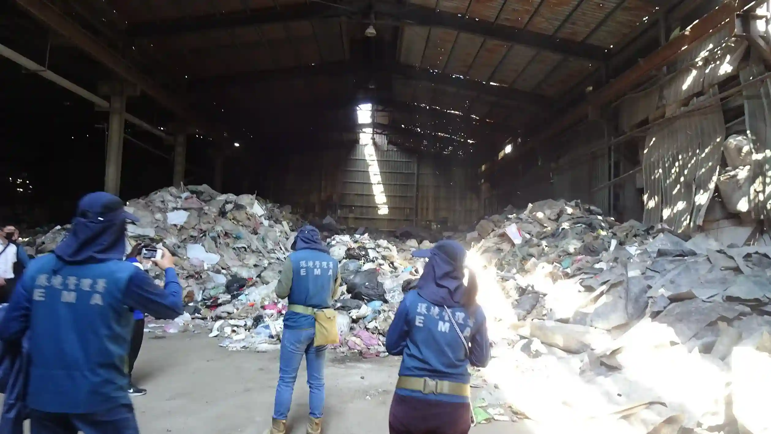 Illegal operators rent warehouses to store waste