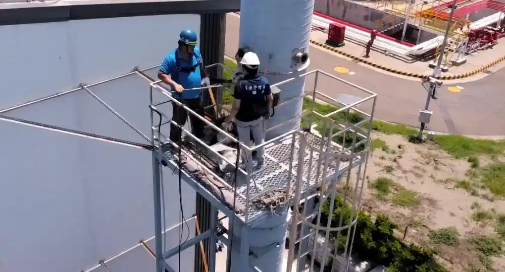 檢視「執行排放管道廢氣採樣檢測」圖片