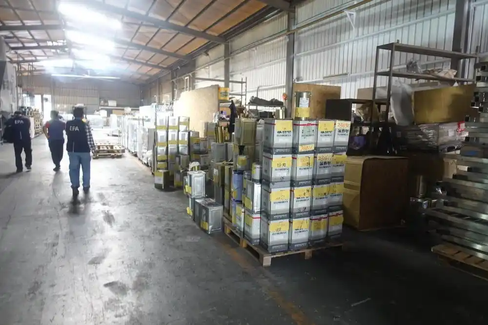 檢視「清點廠內烤漆用塗料用量」圖片