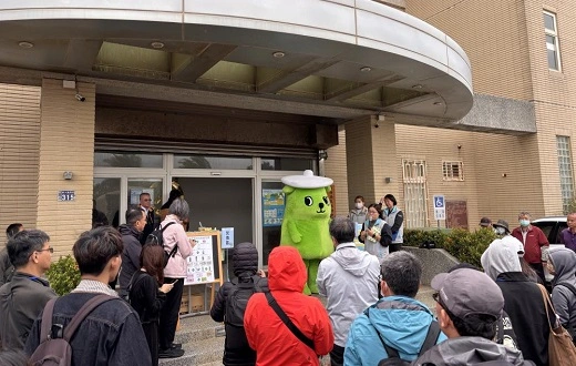 參觀海洋風收站運作情形